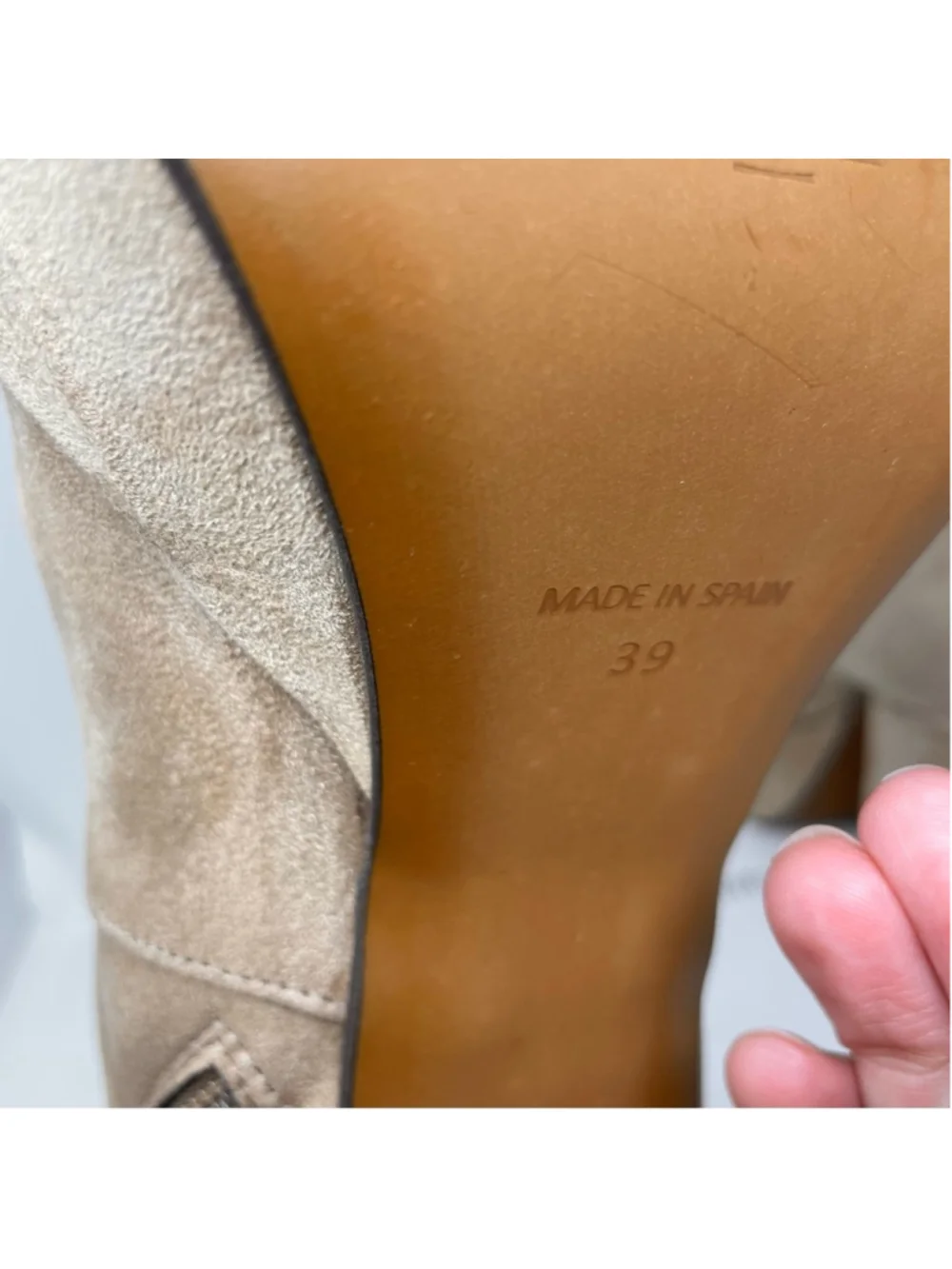 NEW L’Intervalle Azalea Taupe Tan Suede OTK Boots Made in Spain Size 39